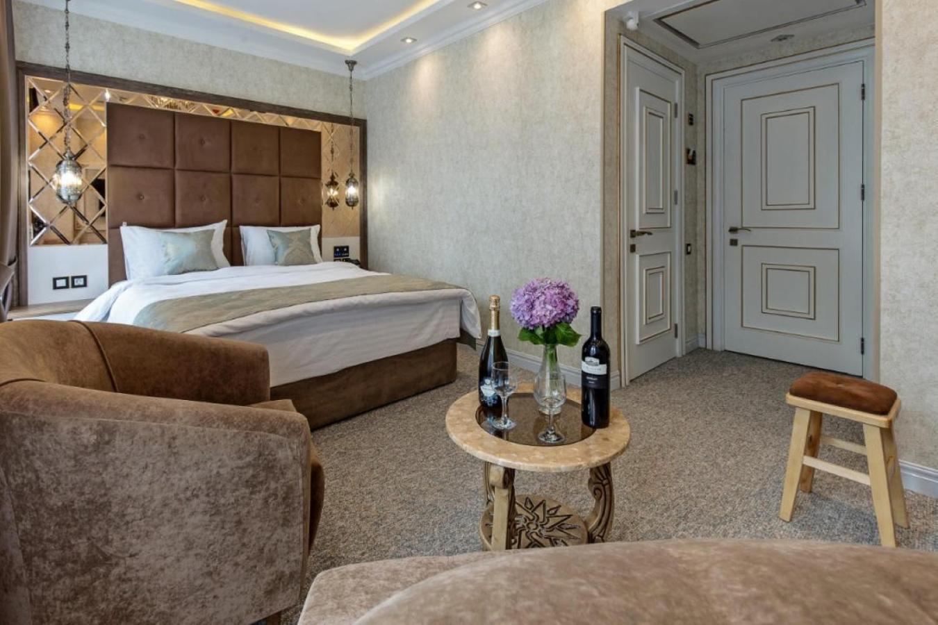 Hotel Aqua Freedom 第比利斯 外观 照片